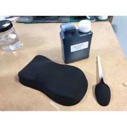 Blackest Black – Czarny lakier extreme